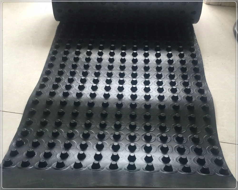 塑料排水板比傳統(tǒng)式排水板的優(yōu)勢(shì)所屬?